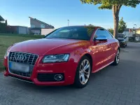 Gebraucht Audi S5 Cabriolet 360 PS (264 kW) 2010 Rot Coupé
