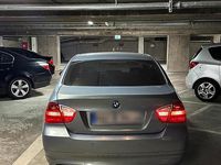 Gebraucht BMW 318 131 PS (96 kW) 2007 Andere farben Limousine