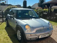 Usata Mini ONE 90 CV (66 kW) 2003 Argento Utilitaria