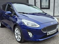 Gebraucht Ford Fiesta Titanium 125 PS (91 kW) 2018 Blau Kleinwagen