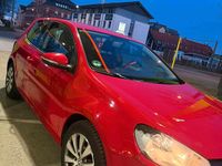 Gebraucht VW Golf VI 86 PS (63 kW) 2012 Rot Kleinwagen