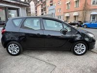 Gebraucht Opel Meriva 120 PS (88 kW) 2016 Schwarz Van / Kleinbus