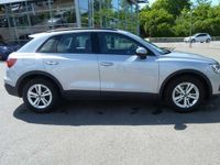 Gebraucht Audi Q3 Ambiente 150 PS (110 kW) 2023 Florettsilber metallic SUV