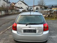 Gebraucht Toyota Corolla 96 PS (70 kW) 2002 Silber Kleinwagen