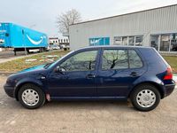 Gebraucht VW Golf IV 75 PS (55 kW) 1998 Blau Kleinwagen