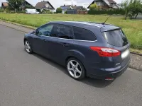 Gebraucht Ford Focus Titanium 150 PS (110 kW) 2011 Grau Kombi