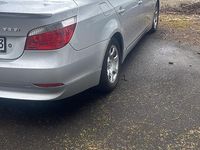 Gebraucht BMW 523 177 PS (130 kW) 2006 Silber Limousine