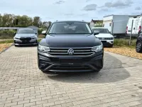 Gebraucht VW Tiguan Allspace 150 PS (110 kW) 2024 Schwarz SUV