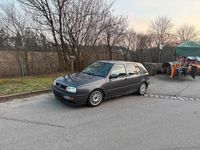 Gebraucht VW Golf III 75 PS (55 kW) 1992 Grau Kleinwagen