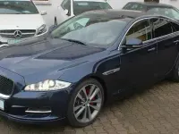Gebraucht Jaguar XJ Portfolio 275 PS (202 kW) 2012 Blau Limousine