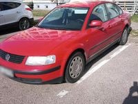 Gebraucht VW Passat 125 PS (91 kW) 1997 Rot Limousine
