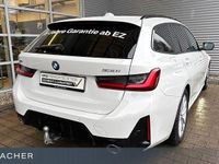 Gebraucht BMW 330 Comfort Edition 245 PS (180 kW) 2025 Alpinweiß uni Kombi