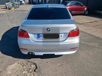 Gebraucht BMW 520 177 PS (130 kW) 2004 Silber Limousine