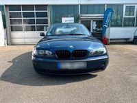 Second-hand BMW 325 Basis 192 CP (141 kW) 2003 Albastru Berlinǎ