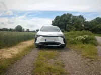 Gebraucht Toyota bZ4X 150 kW (204 PS) 2023 Weiß SUV