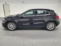 Gebraucht Mercedes GLA180 Style 122 PS (89 kW) 2019 Schwarz (nachtschwarz  unilack) SUV