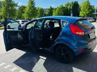 Gebraucht Ford Fiesta 101 PS (74 kW) 2009 Blau Kleinwagen