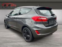 Käytetty Ford Fiesta 71 HP (52 kW) 2017 Harmaa Viistoperä
