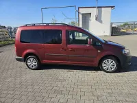 Second-hand VW Caddy Maxi Trendline 102 CP (75 kW) 2013 Roșu Monovolum