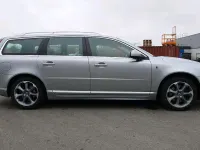 Gebraucht Volvo V70 215 PS (158 kW) 2012 Silber Kombi