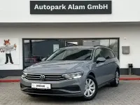 Gebraucht VW Passat Basis 150 PS (110 kW) 2023 Mondsteingrau Kombi