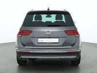 Gebraucht VW Tiguan Highline 150 PS (110 kW) 2020 Grau SUV