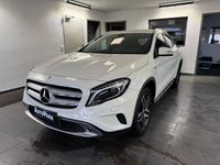 Gebraucht Mercedes GLA180 109 PS (80 kW) 2016 Weiß SUV