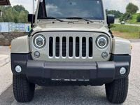 Gebraucht Jeep Wrangler Unlimited 200 PS (147 kW) 2018 Beige SUV