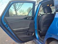 Gebraucht Kia Ceed Spirit 140 PS (102 kW) 2018 Blau Kleinwagen