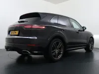 Używany Porsche Cayenne 340 KM (250 kW) 2018 Czarny SUV