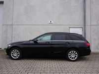 Gebraucht Mercedes C220 170 PS (125 kW) 2016 Schwarz  unilack Kombi