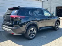 Neu Nissan X-Trail 360º 204 PS (150 kW) 2026 Diamond black perleffekt SUV