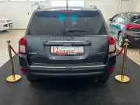 Gebraucht Jeep Compass Limited 136 PS (100 kW) 2013 Grau SUV
