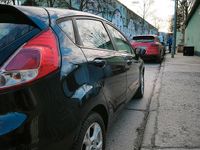 Gebraucht Ford Fiesta 101 PS (74 kW) 2013 Violet Kleinwagen