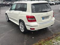 Gebraucht Mercedes GLK320 224 PS (164 kW) 2009 Weiß SUV