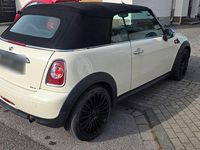 Gebraucht Mini One Cabriolet 98 PS (72 kW) 2011 Weiß Cabrio