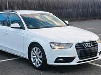Gebraucht Audi A4 170 PS (125 kW) 2012 Weiß Kombi