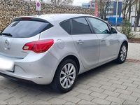 Gebraucht Opel Astra 140 PS (102 kW) 2013 Silber Kombi