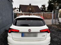 Gebraucht Fiat Tipo 95 PS (69 kW) 2017 Weiß Kleinwagen