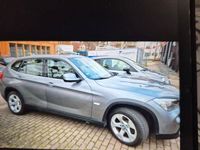 Gebraucht BMW X1 143 PS (105 kW) 2011 Gold SUV