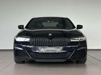 Gebraucht BMW 550 530 PS (389 kW) 2021 Carbonschwarz Limousine