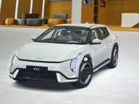 Neu Kia EV4 Earth 150 kW (204 PS) 2025 Weiß Kleinwagen