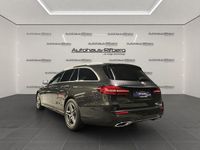 Gebraucht Mercedes E300 AMG 306 PS (225 kW) 2022 Grau Limousine