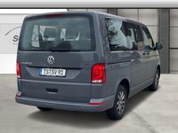 Gebraucht VW Caravelle Trendline 110 PS (80 kW) 2022 Grau Van / Kleinbus