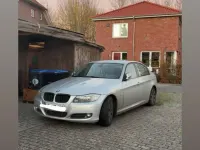 Gebraucht BMW 318 143 PS (105 kW) 2009 Silber Limousine