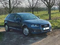 Gebraucht Audi A3 Ambiente 140 PS (102 kW) 2011 Blau Kleinwagen