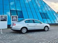 Gebraucht VW Passat 140 PS (102 kW) 2007 Silber Limousine