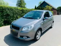 Gebraucht Chevrolet Aveo 84 PS (61 kW) 2011 Grau Kleinwagen