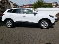 Gebraucht Renault Kadjar Life 131 PS (96 kW) 2017 Gletscherweiss SUV