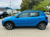 Gebraucht Dacia Sandero Celebration 90 PS (66 kW) 2018 Blau Limousine